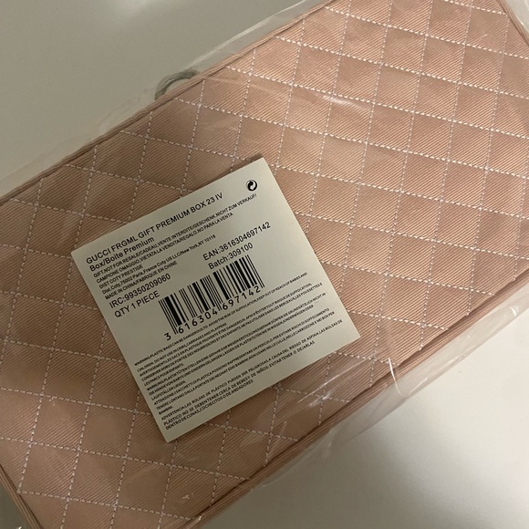 Gucci Beauty makeup Box - Picture 13 of 14